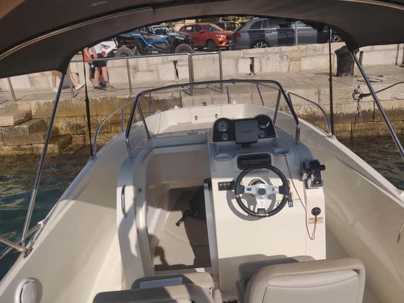 Quicksilver 675 Boat Rental in Rovinj - Key points / Takeaways