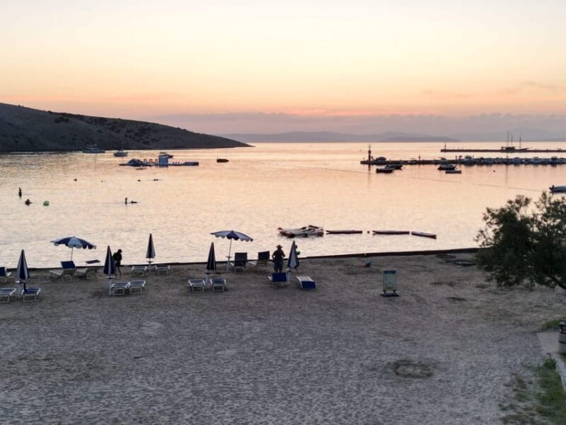 Rab: Night adventures illuminated transparent kayaks - The Sum Up