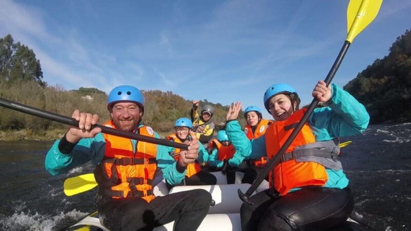 RADICAL ADVENTURE IN MELGAÇO: RAFTING ON THE MINHO RIVER - An In-depth Look at the Rafting Experience in Melgaço