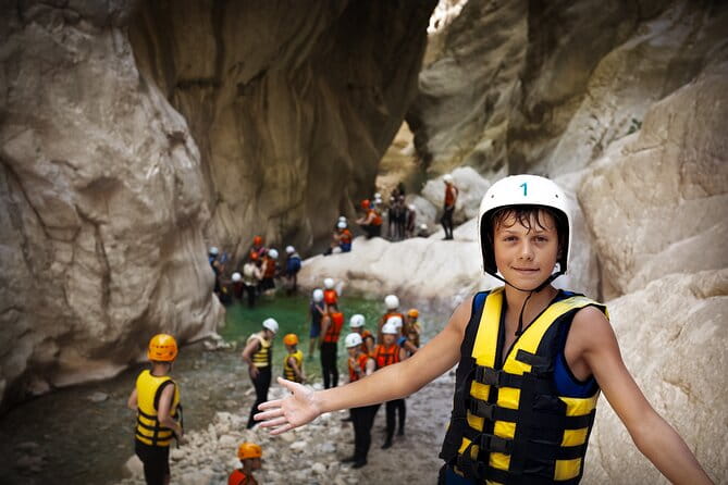 Rafting at Koprulu Canyon with Zipline Incl. Lunch f/Alanya - Entering Koprulu Canyon: A Scenic Start