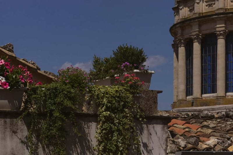 Ragusa: Photography Walk with Professional Portraits - Professional portraits as a memorable souvenir