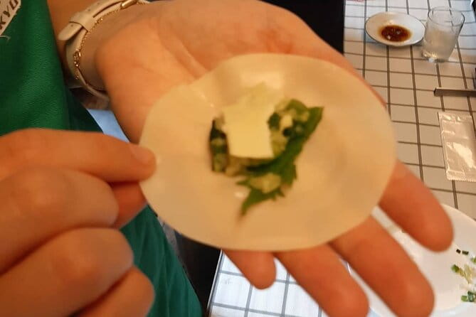 Ramen and Gyoza Cooking Class in Tokyo - Finding the Meeting Point and Directions