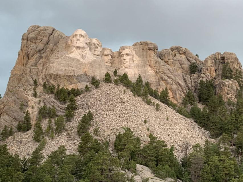 Rapid City: Private Black Hills Monuments Full-Day Tour - Inclusions