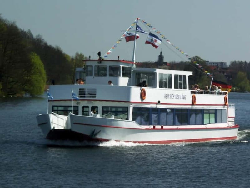 Ratzeburg Lake: 2-hour historical boat tour with entertainment - A Deep Dive into Ratzeburg Lake’s 2-Hour Boat Experience