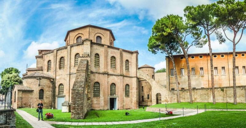 Ravenna: City Highlights Guided Walking Tour - Entering Ravenna: A City of Art and History