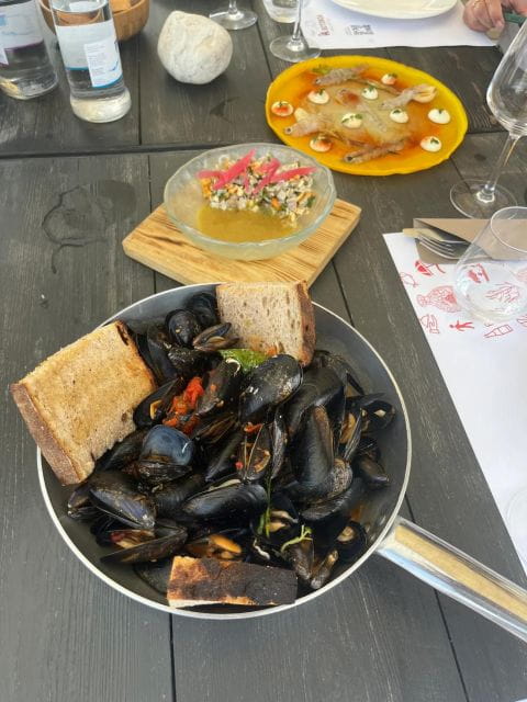 RAVENNA & LUNCH ON THE BEACH - Private Day Tour from Bologna - Price and Logistics: Worth the Investment?