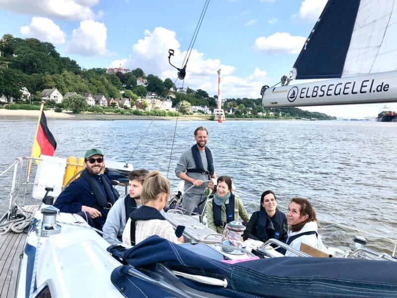 Real sailing trip "to the Gates of Hamburg", from/to Wedel - Price and Logistics — Is It Worth It?