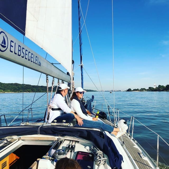 Real sailing trip "to the Gates of Hamburg", from/to Wedel - FAQ