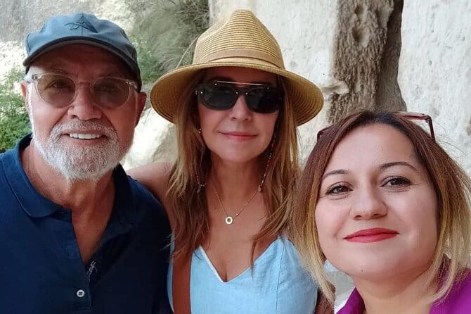 Red Tour Plus+ (small group) - Price and Value Perspective