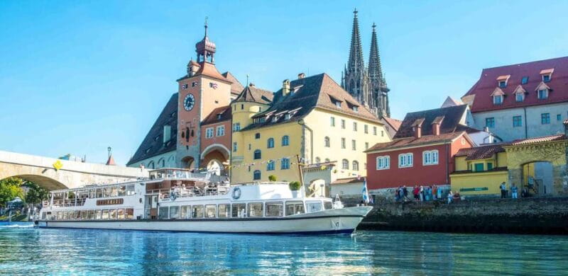 Regensburg: City Highlights Historical Boat Tour - Exploring the Regensburg Boat Tour in Depth