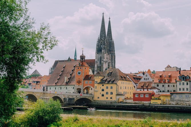 Regensburg - Classic guided tour - Price and Overall Value