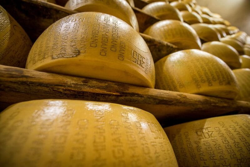 Reggio Emilia: Parmigiano Reggiano & Balsamic Vinegar Tour - Price and Value: Is It Worth It?