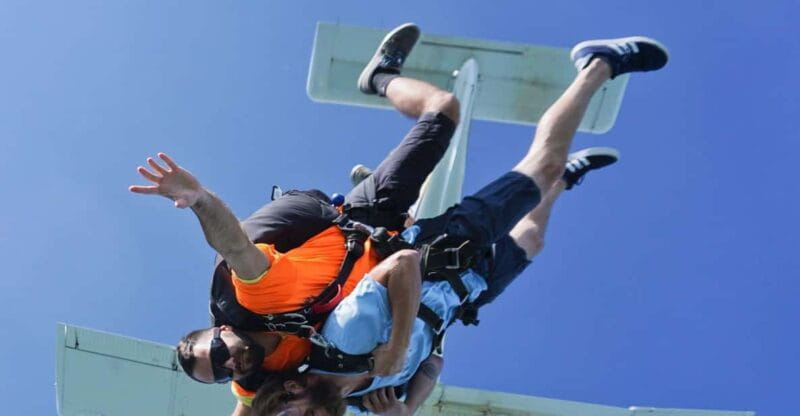Reggio Emilia: Tandem Skydiving Experience - FAQ