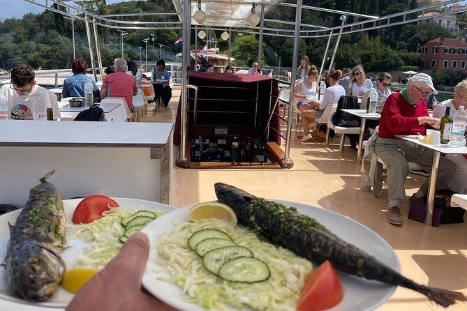 Regina Maris - Premier Elaphite Islands Full Day With Lunch - Cancellation Policy