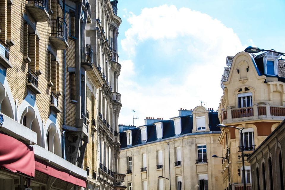 Reims: First Discovery Walk and Reading Walking Tour - Key Points