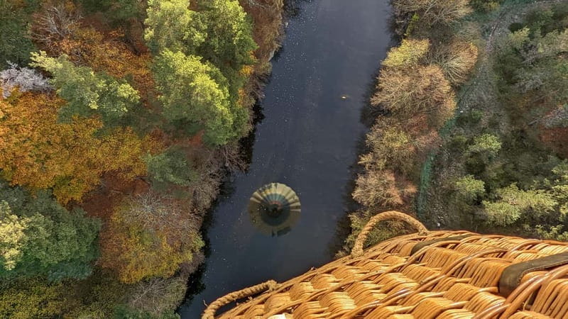 Reims (Pouillon) : Hot Air Balloon Flight with Champagne - Who Will Love This?