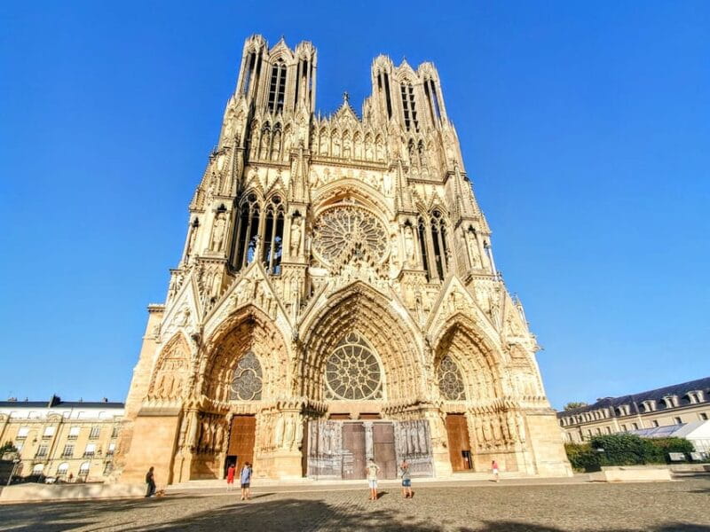 Reims: Veuve Clicquot Tasting Private Tour in Champagne - Vineyard Visits and Boutique Wineries: A Local Touch