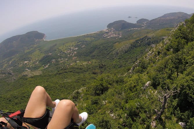 Relaxing flight in Petrovac - Who Should Consider This Experience?