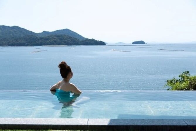 Relaxing Head Spa & Scenic Hot Spring Retreat - Key Points