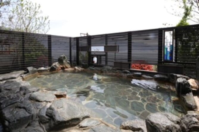 Relaxing Head Spa & Scenic Hot Spring Retreat - Rejuvenating at the Miyahama Onsen
