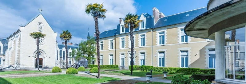 Rennes: Legends and Myths Walking Tour - Key points / Takeaways