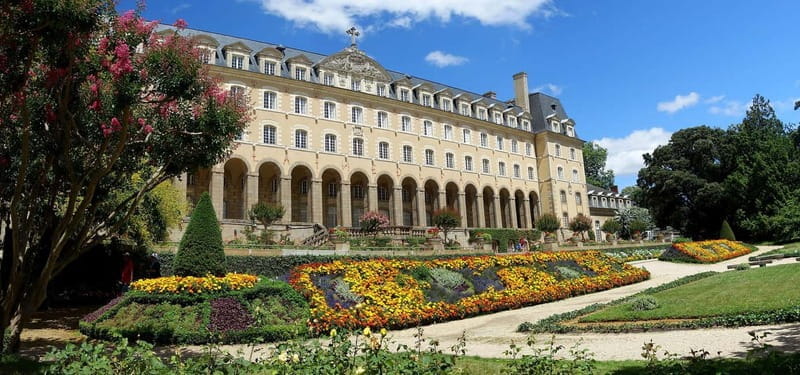 Rennes: Legends and Myths Walking Tour - FAQs