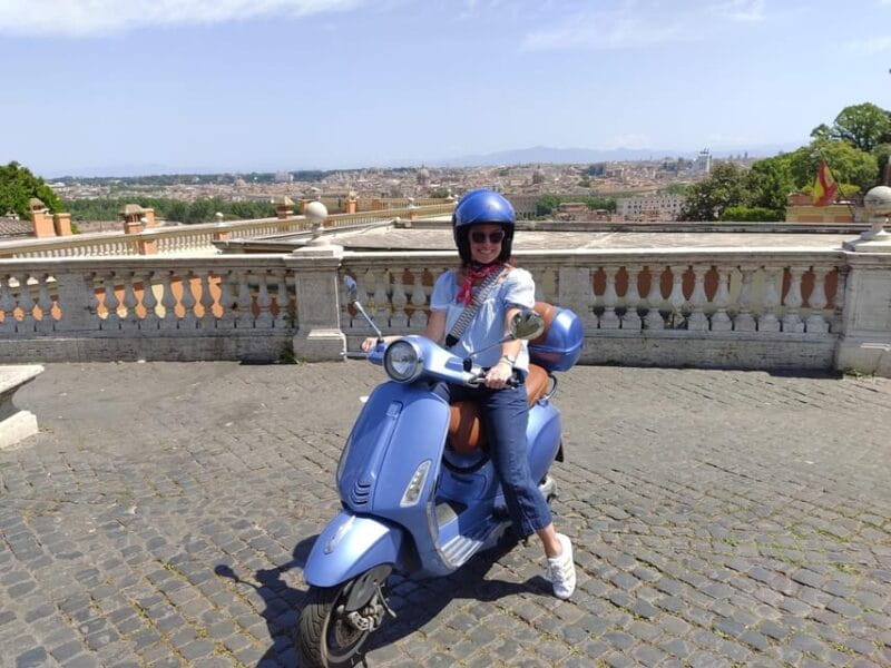 RENTA A VESPA - Exploring Rome on Two Wheels: An In-Depth Review