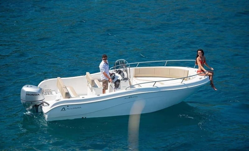 Rental Boat 40 HP - Exploring Sicily’s Coast by Boat: An Authentic Day in Taormina