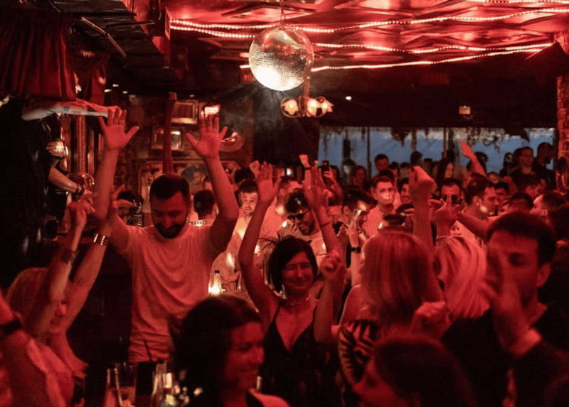 RePlay Pub Crawl in Belgrade - Price and Logistics: Good Value for a Night Out