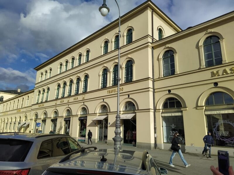 Residence of Munich private tour with skip the line ticket - FAQ