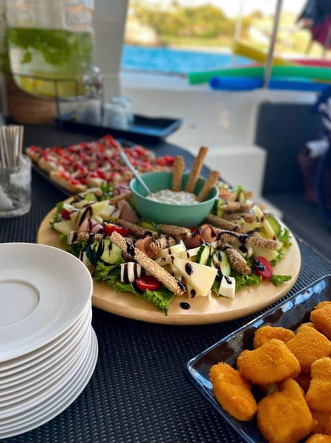 Rethymno: Private Catamaran Cruise with Lunch and Drinks - FAQ about the Rethymno Private Catamaran Cruise