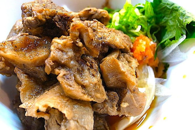 Retro Osaka Street Food Tour: Shinsekai - Discovering Local Food Traditions