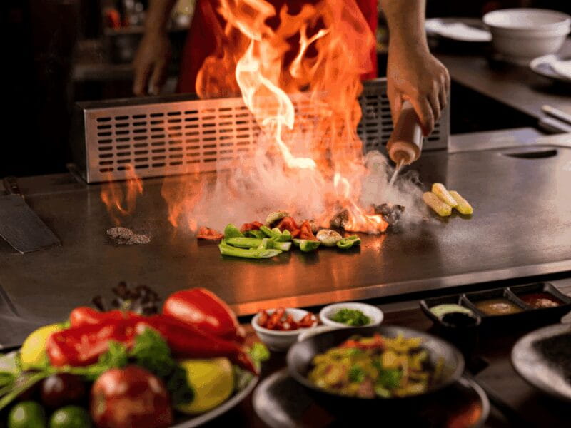 Reykjavík: 7-Course Teppanyaki Tasting Menu with Fire Show - Who Will Love This Experience?