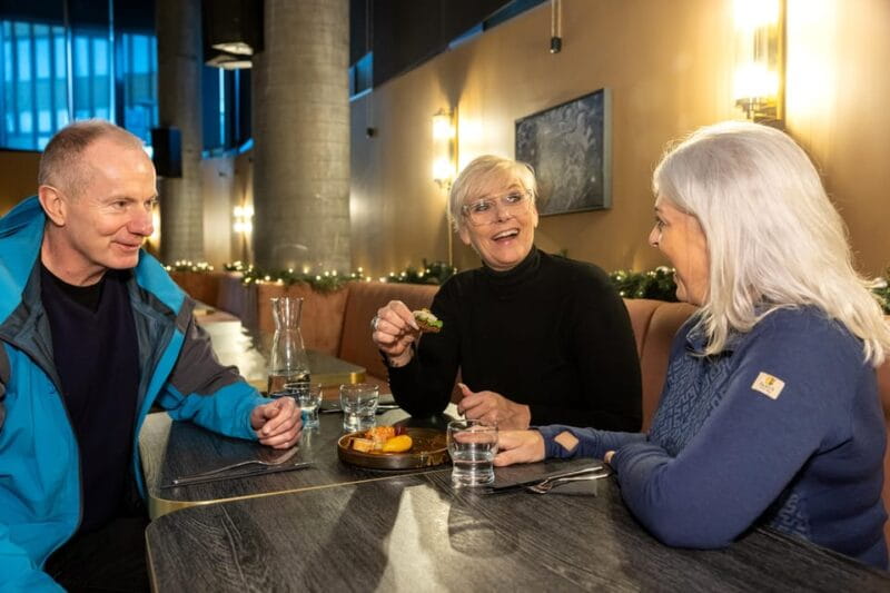 Reykjavik: Christmas Food Tour with Tastings and Drinks - The Food and Drinks: A Taste of Icelandic Christmas