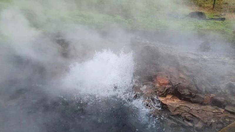 Reykjavík: German-speaking small group day tour West Iceland & Krauma Spa - A Closer Look at the Tour Experience