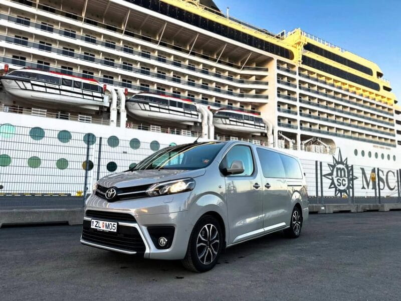 Reykjavik: Golden Circle with Laugarvatn Fontana Admission - Exploring the Golden Circle in Comfort and Style