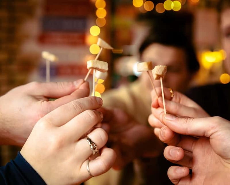 Reykjavik: Private Food and Beer Tour with a Local Guide - Key Points / Takeaways