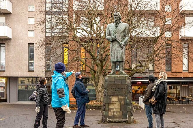 Reykjavik Walking Tour - Walk With a Viking - Exploring Reykjavik