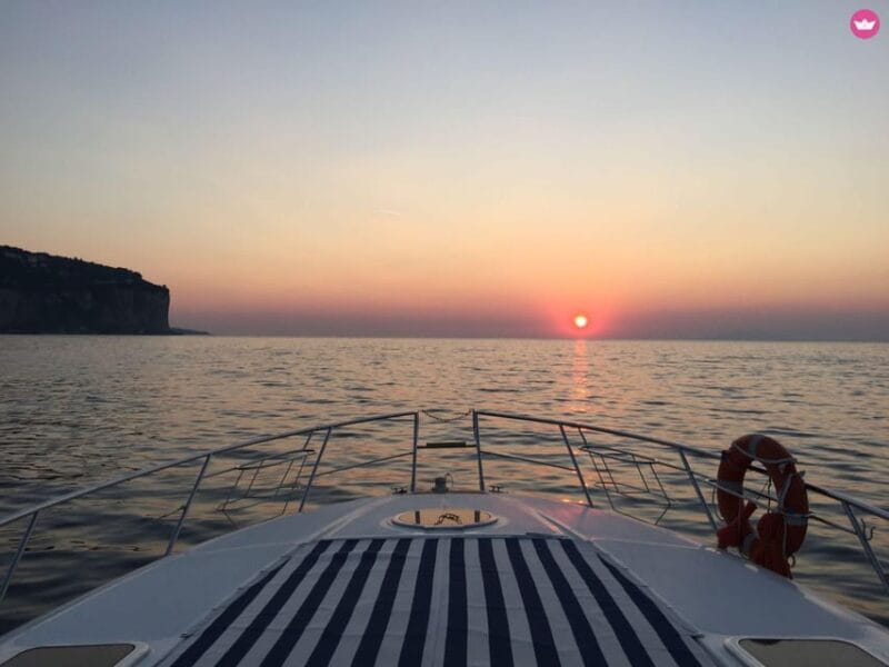 Rhodes motor yacht boat trips - The Sum Up