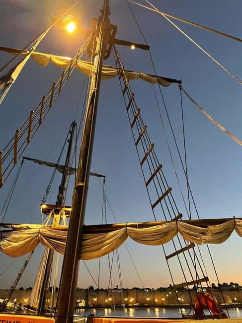 Rhodes: Night Cruise with Live Music and Sightseeing. - Who Should Book This?