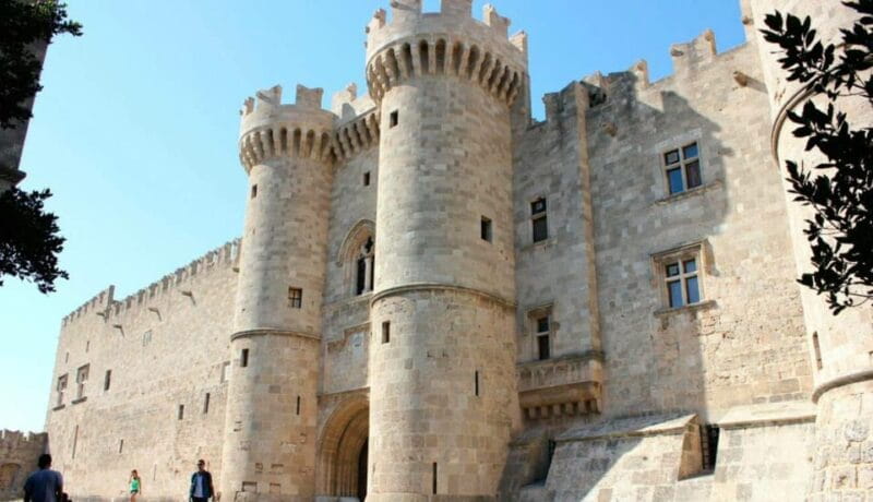 Rhodes: Private Medieval City Treasure Hunt with Food Stops - Who Should Consider This Tour?
