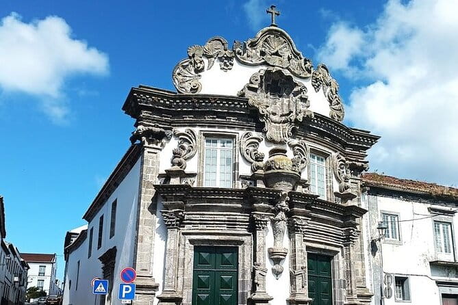 Ribeira Grande Walking Tour: Beauty, Tradition and Pirates. - Practical Details: Logistics, Cost, and Comfort