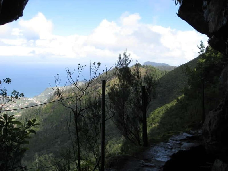 Ribeiro Frio / Portela Full day hike - The Experience: Guided by Experts, Designed for Enthusiasts