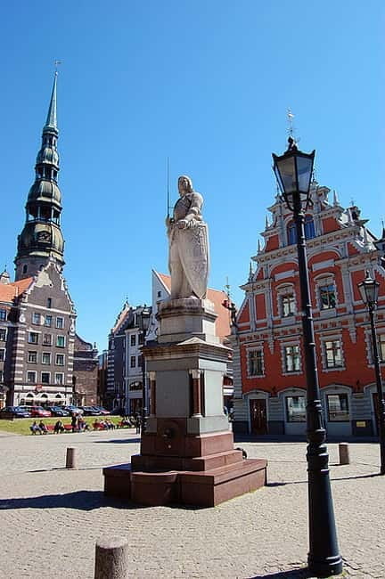 Riga Classical Old Town 2-Hour Walking Tour - Key points / Takeaways