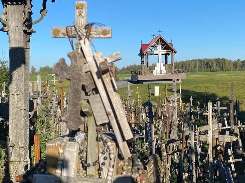 Riga: Hill of Crosses, Rundle Palace, & Bauska Castle Tour - Key points / Takeaways