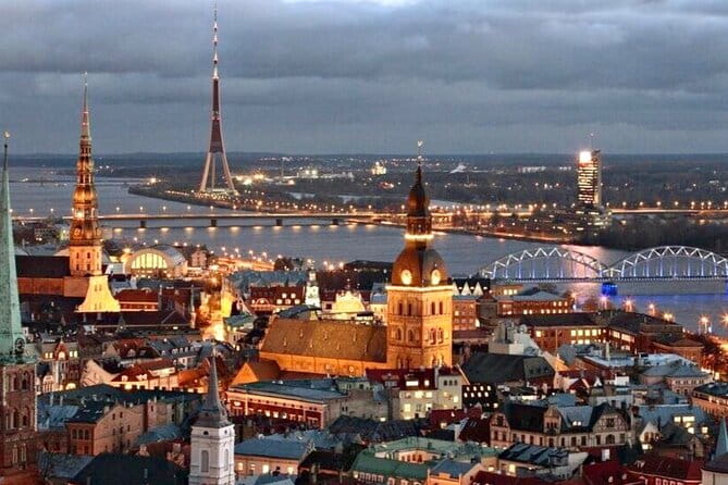 Riga Old Town, C Market & Art Nouveau Guided Walking Tour - Reflecting on the tour’s highlights and logistics