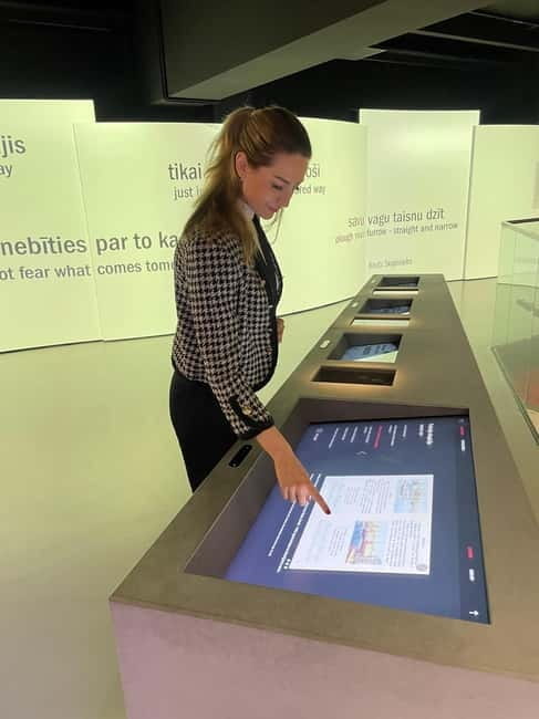 Riga: Old Town Guided Tour & Occupation Museum Entry - Key Points / Takeaways