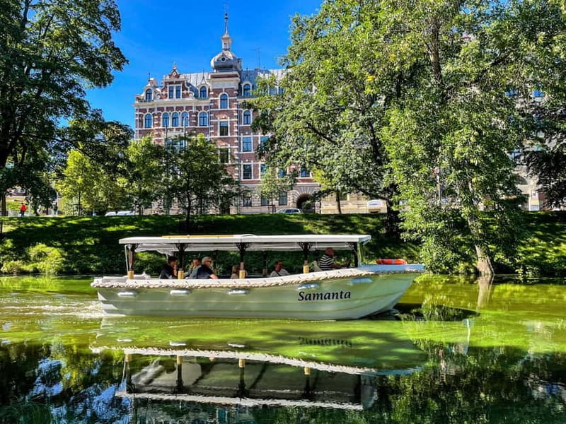 Riga: Private Boat Cruise Along Riga Canal and Daugava river - The Landmarks and Scenery: A Visual and Educational Feast