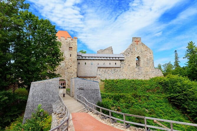 Riga to Sigulda & Cesis: Explore Latvias Medieval Castles - Introducing the Latvian Castle Tour: A Journey Through Time and Nature