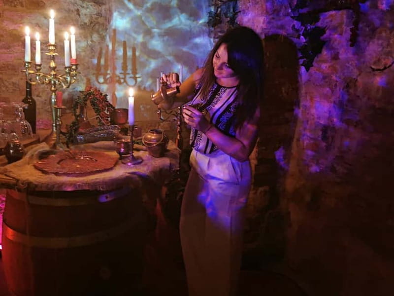 Riga: Yacht Tour with Medieval Banquet and Wine Tasting - Key points / Takeaways